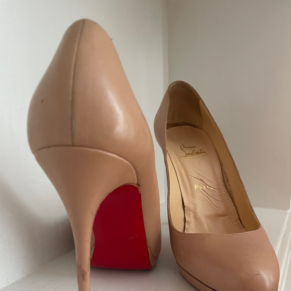 Christian Louboutin Pumps